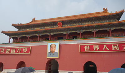 図１．中国北京市の象徴である天安門