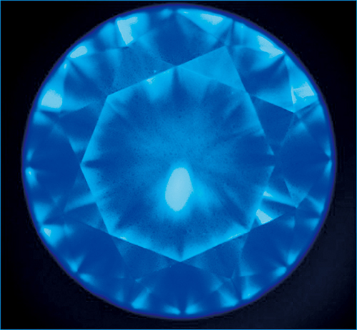 図12 ． Ⅱ型天然ダイヤモンドのDiamondViewTM像の一例。細かなドット状の模様が認められる