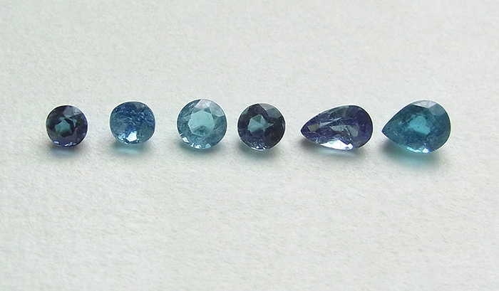 ブラジル、バターリャ産（0.09 〜 0.23ct）